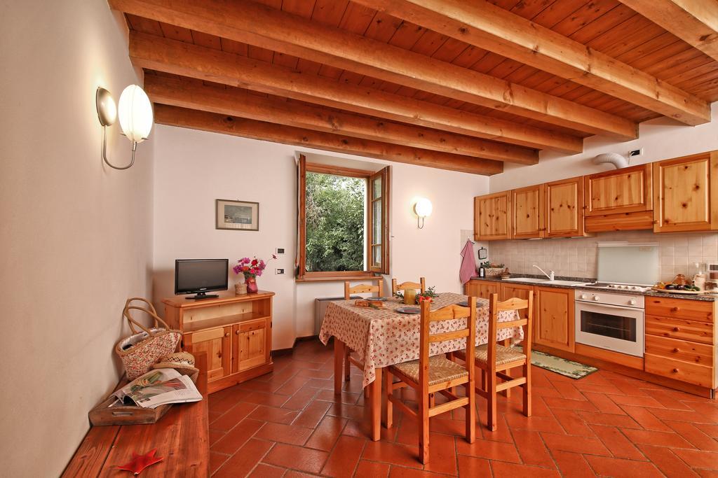 Agriturismo La Breda San Felice del Benaco Exterior photo