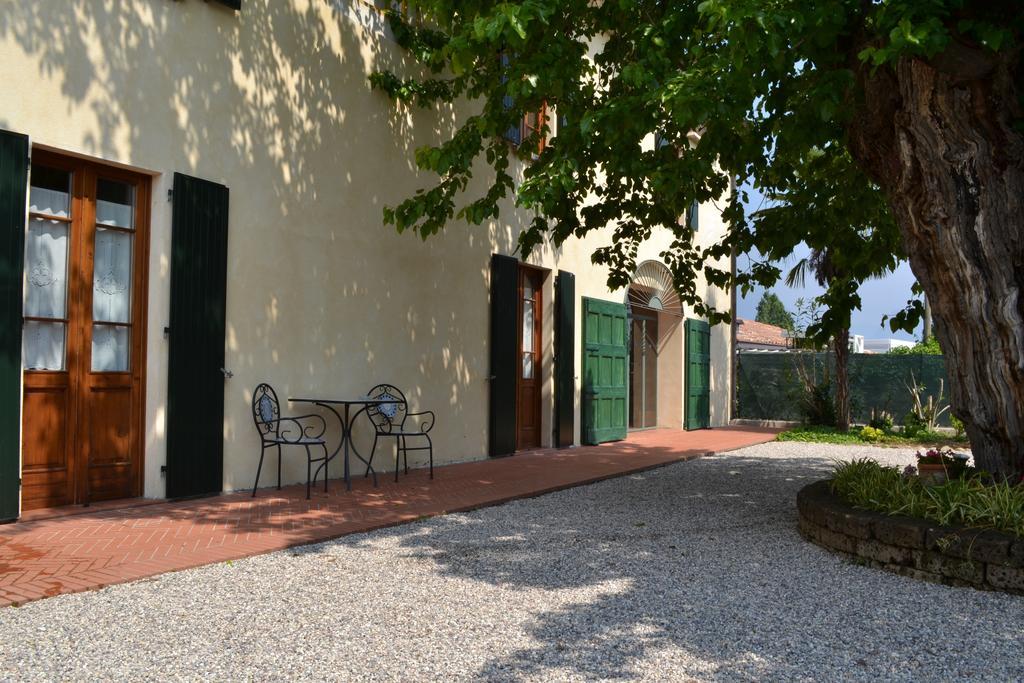 Agriturismo La Breda San Felice del Benaco Exterior photo